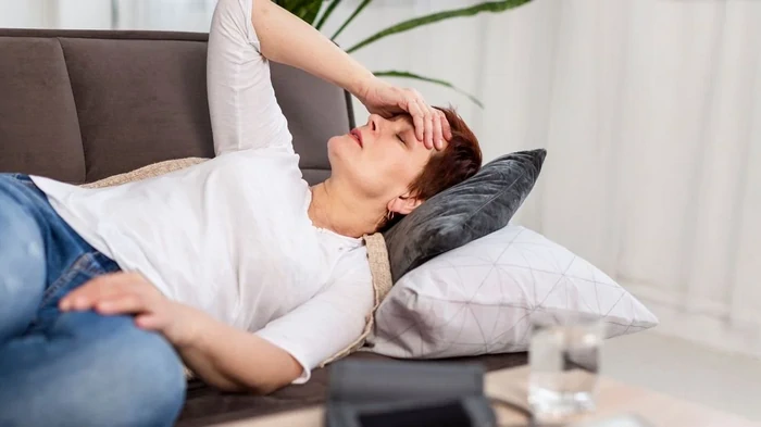 Как быстро снизить давление в домашних условиях без лекарств: три самых лучших метода