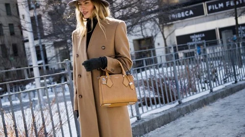 Як стильно носити пальто та з чим його поєднувати
