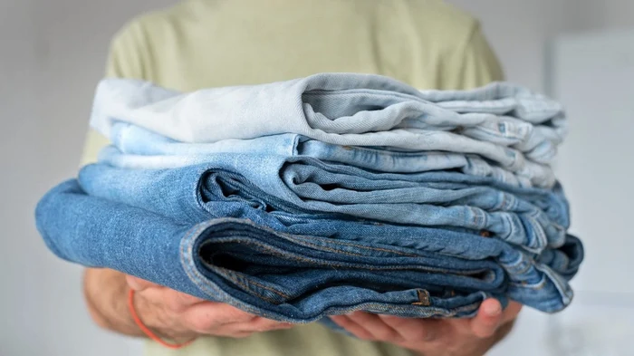 Никогда не стирайте джинсы вот так: самая главная ошибка, которая сразу испортит ваши любимые штаны
