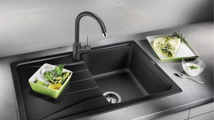 Тихие убийцы сантехники: 6 бытовых привычек, которые гарантированно угробят ваши трубы