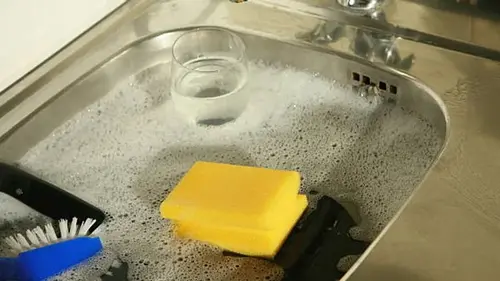 Чем прочистить трубы от жира в домашних условиях: советы сантехни...