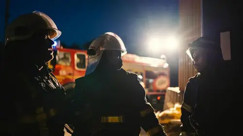 Почему пожарные не доживают до пенсии: 5 факторов, которые разрушают здоровье спасателей