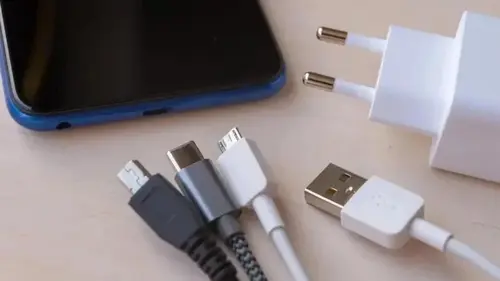 Телефон медленно заряжается: в чем причина, даже если у вас быстр...