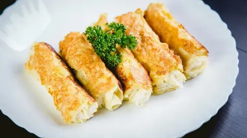 Закуска из вафельных коржей с картофельным пюре: необычный рецепт