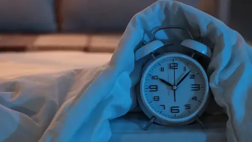 Почему вы по-прежнему чувствуете себя уставшими после 8 часов сна: эксперт назвал истинные причины