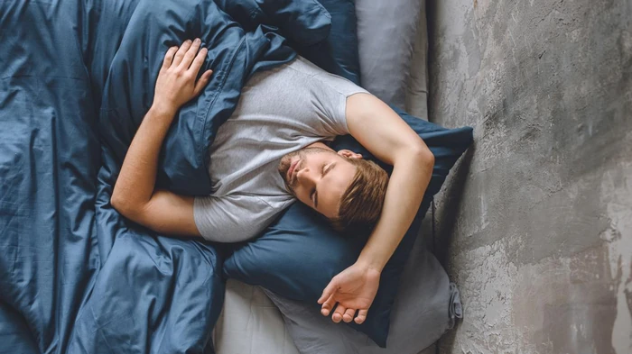 Неврологи назвали 4 проблемы со сном, которые могут быть признаками деменции