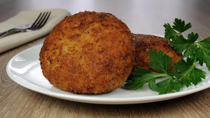 Тот самый вкус: секретный ингредиент котлет как в советской столовой