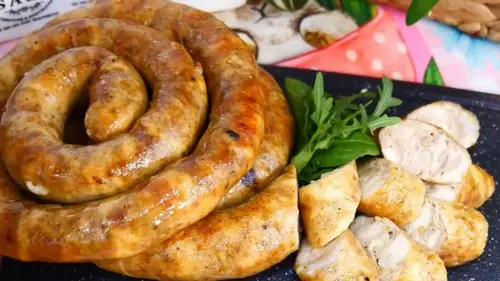 Сэкономите вдвое: бюджетный способ приготовить колбасу на Пасху