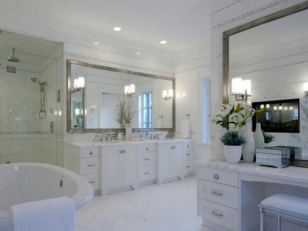 Как подобрать зеркало к интерьеру ванной комнаты?