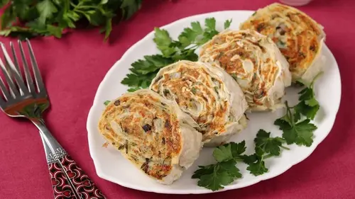 Рулетики из лаваша с квашеной капустой: отличная идея для перекуса