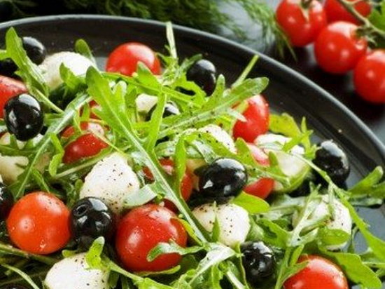 Рецепты вкусных и простых салатов на каждый день недели