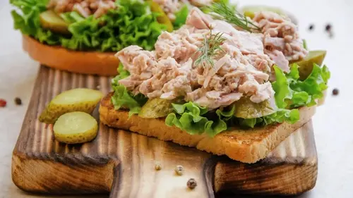 В каких продуктах, кроме тунца, есть омега-3: названы 7 самых пол...