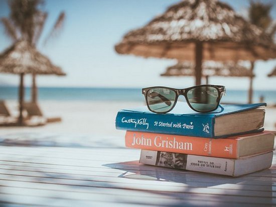 Что можно интересное почитать в отпуске?