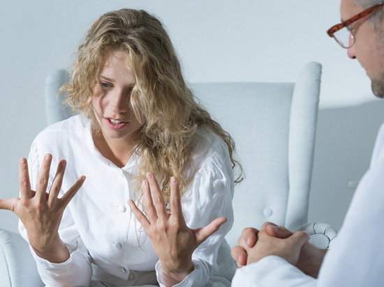 Шизофрения у женщин – симптомы, признаки и лечение