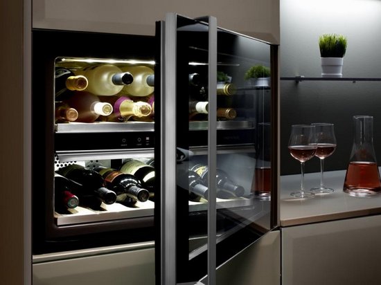 Винный шкаф Electrolux — небольшой винный погреб у вас на кухне