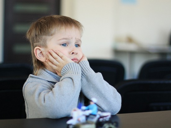 4 причины, почему ребёнку все время скучно и что с этим делать