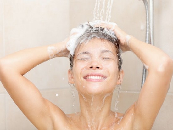 9 секретов правильного мытья волос