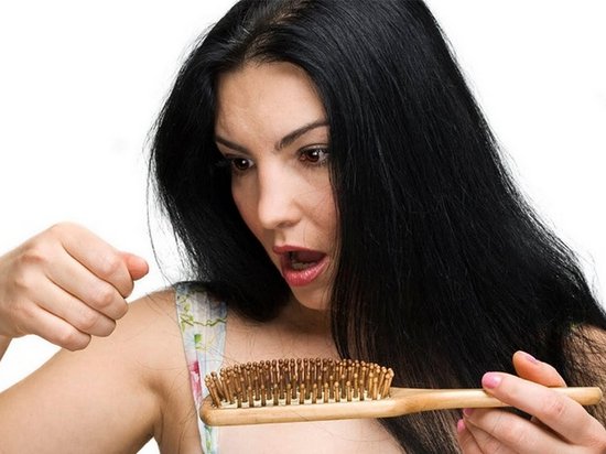 Топ 5 причин выпадения волос у женщин