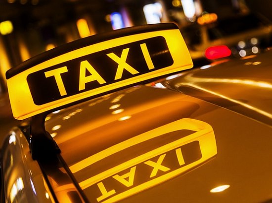 Как правильно выбрать службу такси?