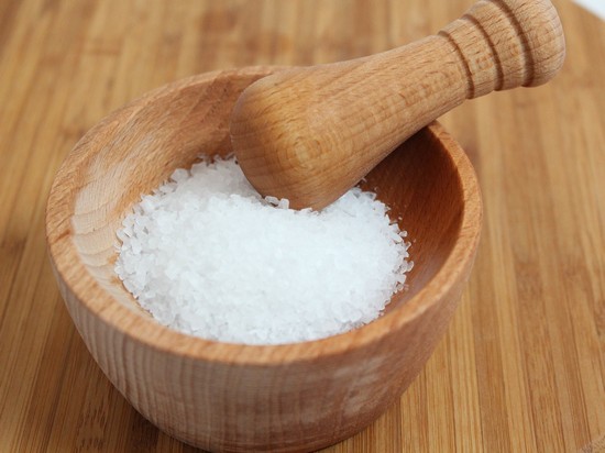 Есть ли смысл переплачивать за йодированную соль?